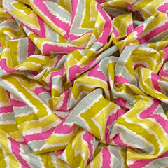 Green And Pink Zig Zag Print