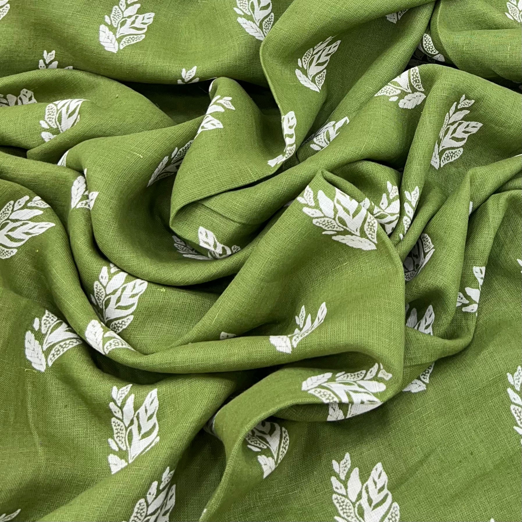 Leave Green Flower Motifs Linen Print